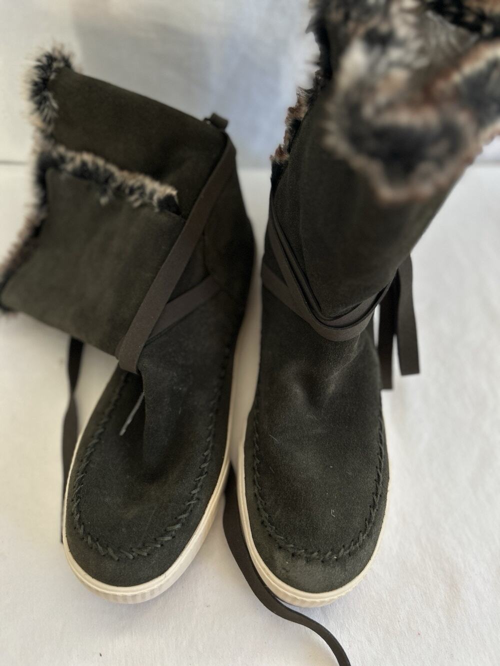 Tom’s Vista Fur Forest Green Sz 11 Suede Faux Fur Lined Waterproof Boots